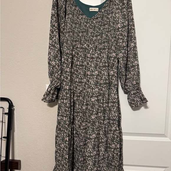 New In Floral Long Sleeve Dress - Green and Pink - Picture 1 of 2